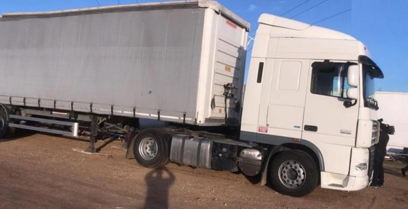 ميناء طنجة المتوسط.. مصالح الأمن تحبط محاولة تهريب حوالي 100 ألف أورو 