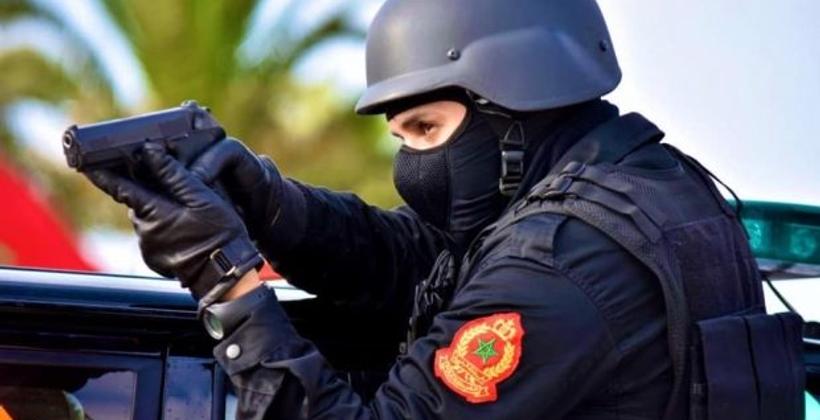  إشهار السلاح لتوقيف عشريني "سكران" هدد حياة المواطنين وعناصر الأمن