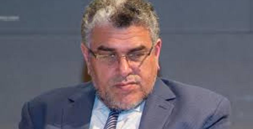 بعد تأخره .. الرميد يتجنب الضغط باستدعاء وكيل "عريضة الحياة"