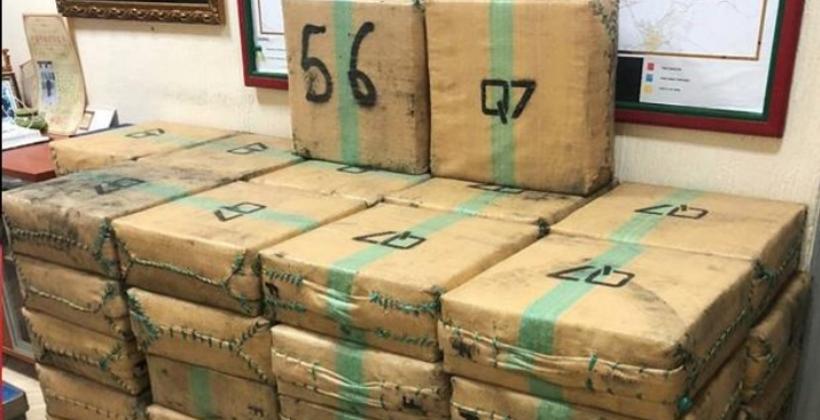 أمن فاس يوقف شخصين وبحوزتهما طن و300 كيلوغرام من مخدر الشيرا 