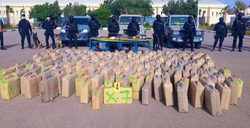 "الديستي" تحبط تهريب طن من المخدرات