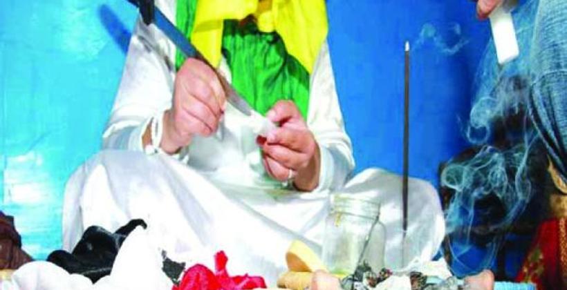 كسب ثقة رجال الأعمال والسياسيين.. حكاية "فكاك نحس الصفقات" غير حياته للأفضل