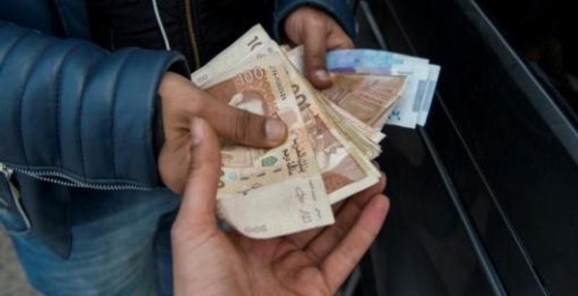 رشوة 500 درهم تطيح بـ"شرطي إداري" بالبيضاء