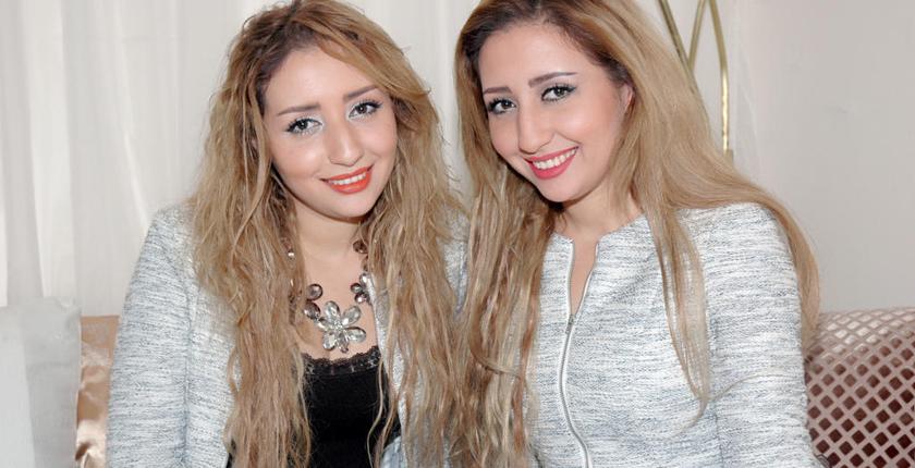 أول رد للتوأم "صفاء" و"هناء" على سيدة تدعي أنها أمهما الحقيقية 