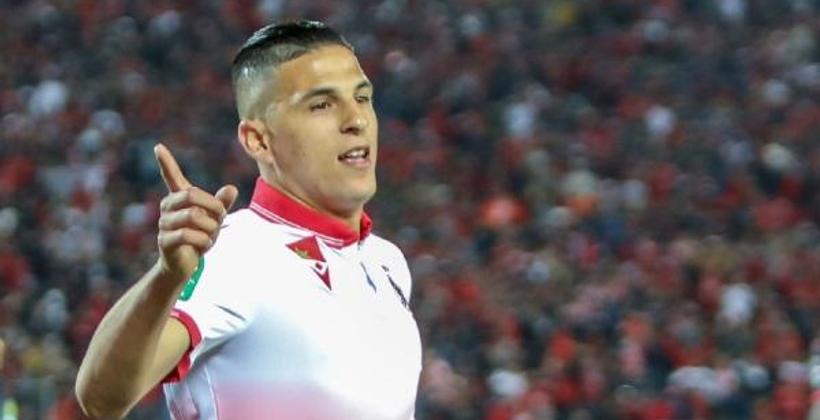 الناهيري يوقع في كشوفات نادي العين السعودي