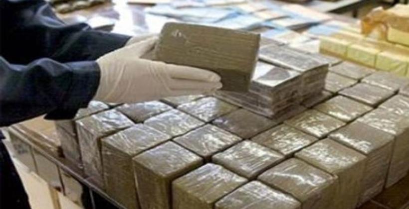 إحباط محاولة لتهريب 605 كلغ من مخدر الشيرا عبر ميناء الدار البيضاء