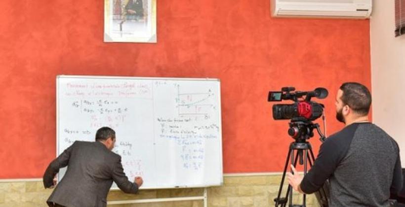 هام للتلاميذ...القنوات التلفزية تشرع في بث دروس الموسم الدراسي 2020-2021 ابتداء من اليوم