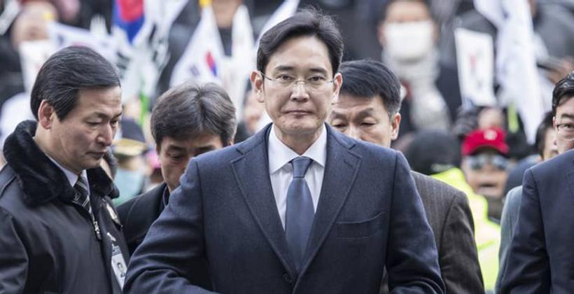Corée du Sud: l'héritier de Samsung échappe à la prison