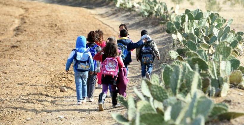 يهم تلامذة الوسط القروي.. انطلاق عملية الترشيح للإستفادة من منح الداخليات والمطاعم