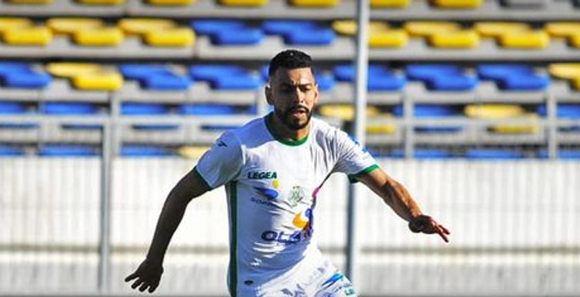 بعد تمرده.. الرجاء يعاقب "بنحليب" بغرامة ثقيلة