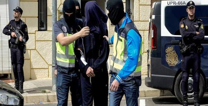 إسبانيا.. اعتقال إنفصالي من "البوليساريو" حرض على أعمال إرهابية ضد مصالح المغرب