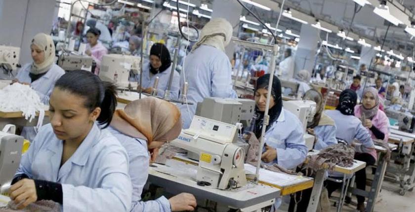 تفاديا لظهور بؤر مهنية.. نقابة "موخاريق" تطالب بإعطاء الأولوية لتلقيح الطبقة العاملة