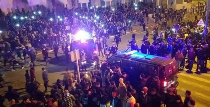 احتجاجات الفنيدق.. "الإستقلال" يحمل الحكومة و"أمانديس" المسؤولية الكاملة