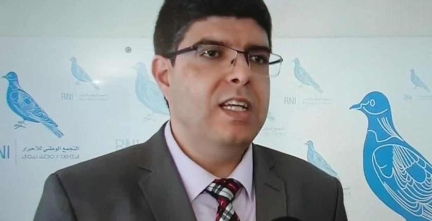 عضو "فيدرالية الشبيبة التجمعية" يدعو إلى تشجيع الشباب على المشاركة السياسية 