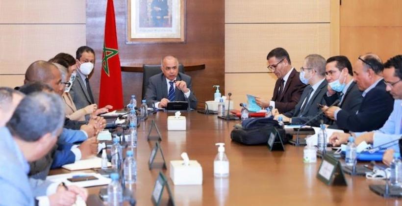 وزارة التربية الوطنية تؤجل جلسة الحوار مع النقابات