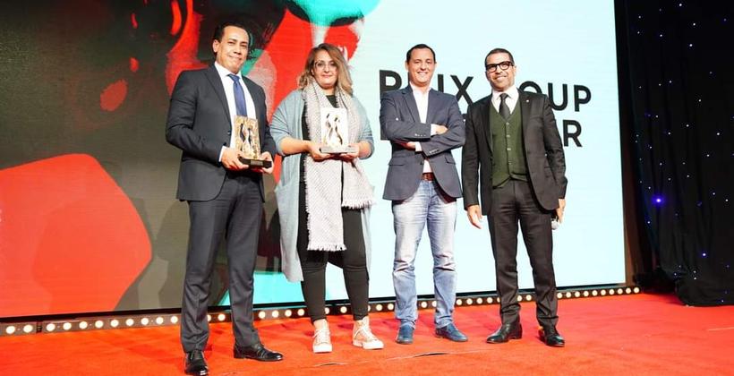 "أنوار صبري" يسلم درع التميز لشركة "كوباك" في حفل جوائز "تيليلا"