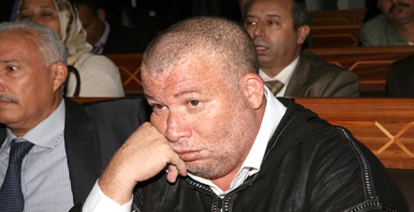 الشغب وحمل "السيوف" يقودان نجل نائب عمدة البيضاء إلى الاعتقال 