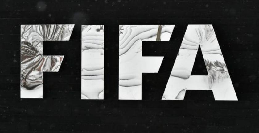 الفيفا توقف 7 لاعبين مدى الحياة بسبب التلاعب في النتائج