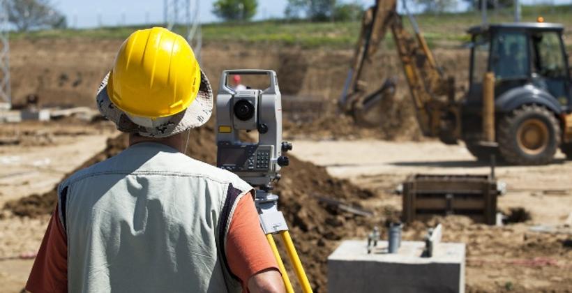 Les ingénieurs géomètres topographes En phase de mise à niveau multipolaire