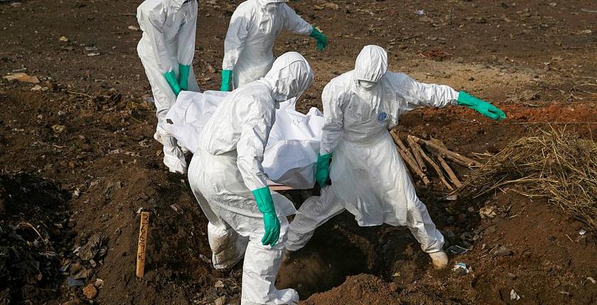 الكونغو الديمقراطية.. وباء "إيبولا" يحصد أرواح 900 شخص