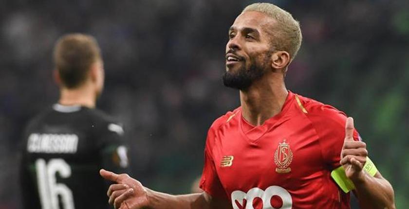 المغربي مهدي كارسيلا يتوج بجائزة أفضل لاعب عربي بالبطولة البلجيكية