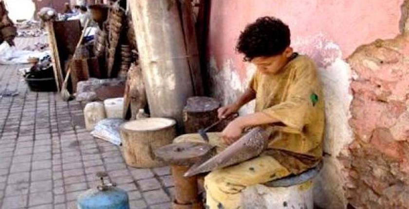 حكومة "العثماني" تقر نص جديد يجرم تشغيل القاصرين بالصناعة التقليدية