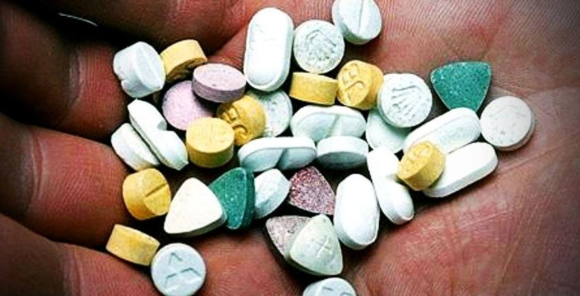 توقيف شخصين بالعيون لتورطهما في الحيازة والاتجار في المخدرات والمؤثرات العقلية