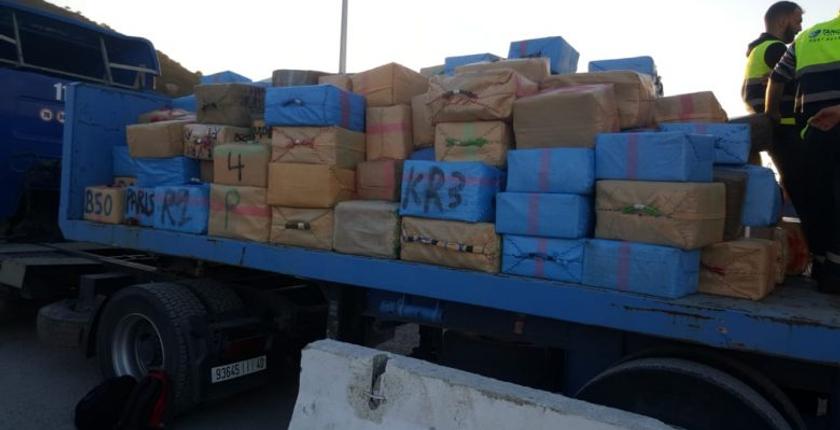 ميناء طنجة.. إحباط عملية تهريب 17 كلغ من مخدر الشيرا