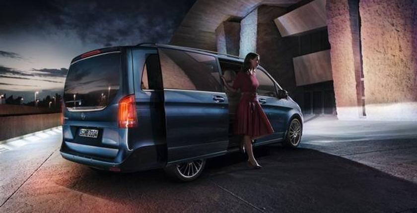 شركة "Mercedes" تطلق نسخة كهربائية من سيارتها "V-Class" 