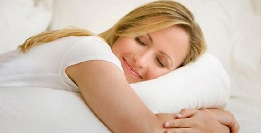 مع الوسادة الذكية .. قل وداعا للشخير 