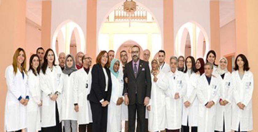 جلالة الملك يدشن مركزا للعلاجات الأولية وآخر لطب الإدمان بمراكش