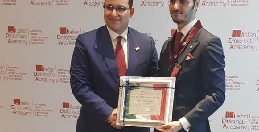 نيويورك.. رئيس معهد "أماديوس" يتوج  بجائزة الأكاديمية الدبلوماسية الإيطالية