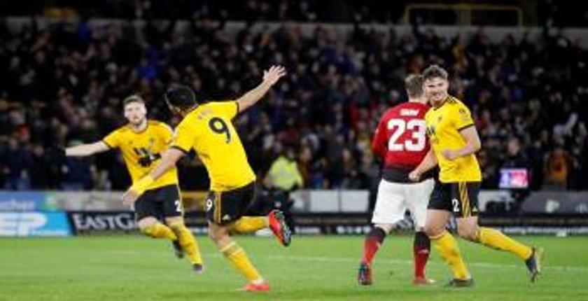 ولفرهامبتون يفاجئ مانشستر يونايتد ويطيح به خارج كأس الاتحاد الإنجليزي