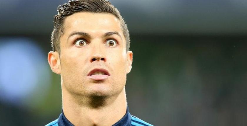 رونالدو يشعل فتيل أزمة بالدوري الإيطالي