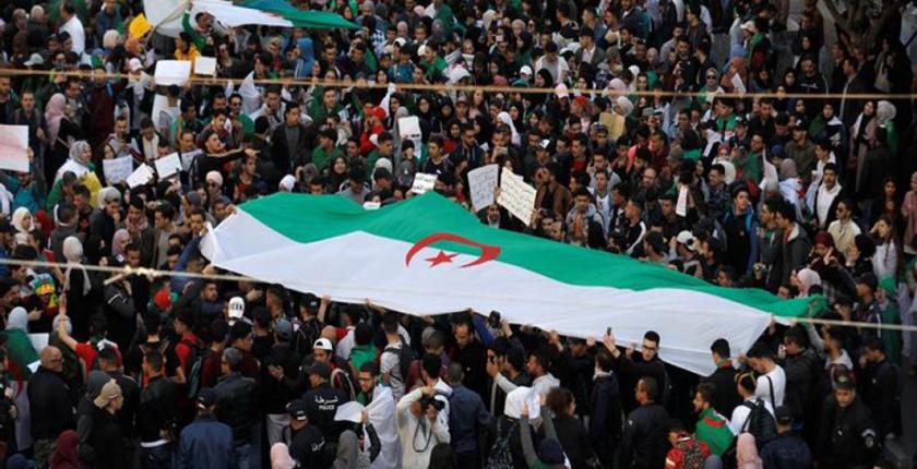 مظاهرات حاشدة هي الأكبر و"غير مسبوقة" تعم الجزائر