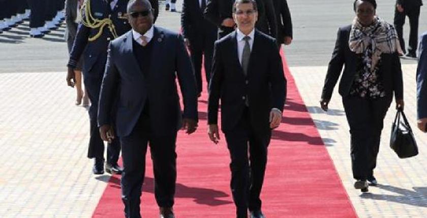 العثماني يستقبل رئيس جمهورية سيراليون بمطار محمد الخامس