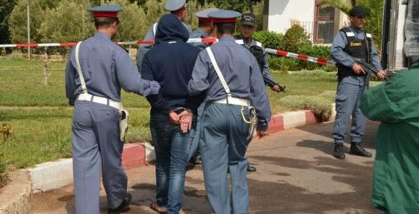الدرك الملكي يضع حدا لعصابة روعت سائقي شاحنات نقل البضائع