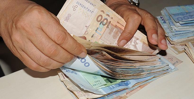 بالتفاصيل .. لفتيت يوصي الولاة والعمال بصرف الزيادة في أجور الموظفين  عند متم الشهر الجاري 