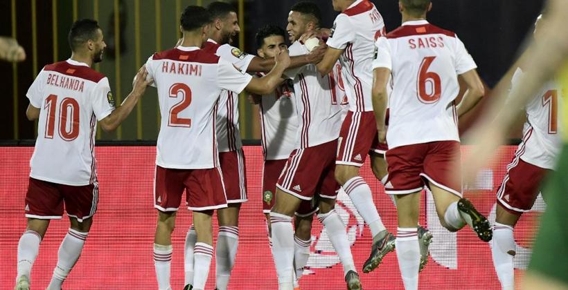 "الكاف" يختار نجم المنتخب الوطني أفضل لاعب في مباراة "الأسود" والبافانا بافانا"