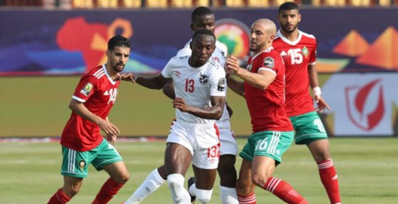 بعد الإقصاء المذل.. بوصوفة والأحمدي يعتزلان اللعب دوليا مع المنتخب المغربي