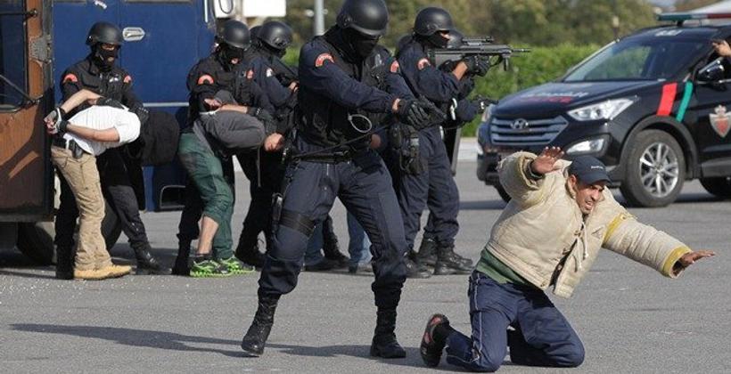 "الديستي" توقع بأب وابنه يتزعمان شبكة لـ"الحريك"