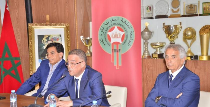 اجتماع خاص بين مدرب الأسود وعموتة وبوميل !