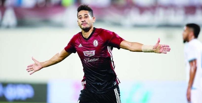 مراد باتنا يوقع في كشوفات الجزيرة الاماراتي