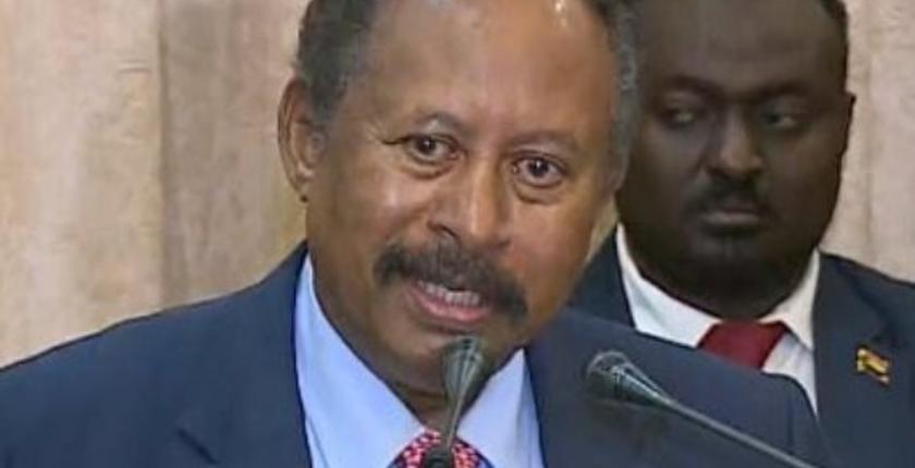 حمدوك يؤدي اليمين ويكشف عن أهم أولوياته لحل أزمات السودان