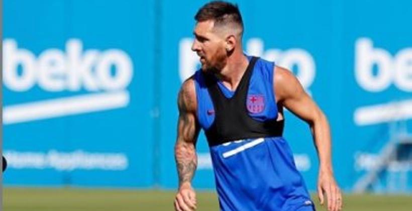 فالفيردي يستبعد ميسي من قائمة برشلونة أمام ريال بيتيس في الليغا