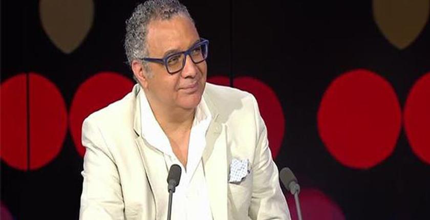 مصطفى فهمي.. مبدع مغربي حصد "جائزة التميز الأدبي" بكندا بفضل "دروس روزاليند"