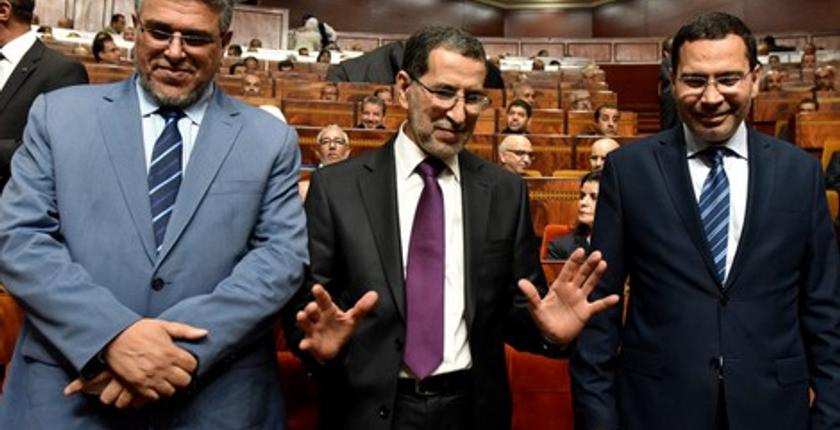 مع قرب التعديل الحكومي.. وزراء يتحسسون رؤسهم .. وآخرون يحزمون حقائبهم