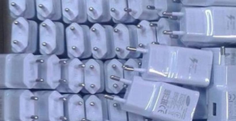 ميناء الدار البيضاء...حجز أكثر من 200 ألف "شارجور" صيني رديء