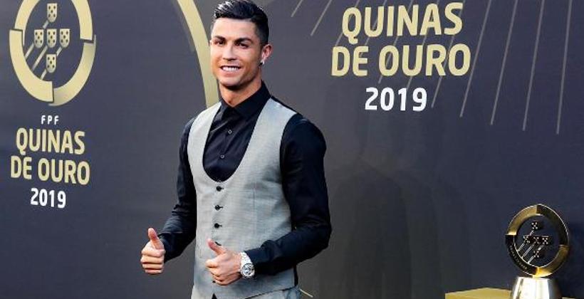  كريستيانو رونالدو يفوز بجائزة أفضل لاعب برتغالي لسنة 2019‎ 