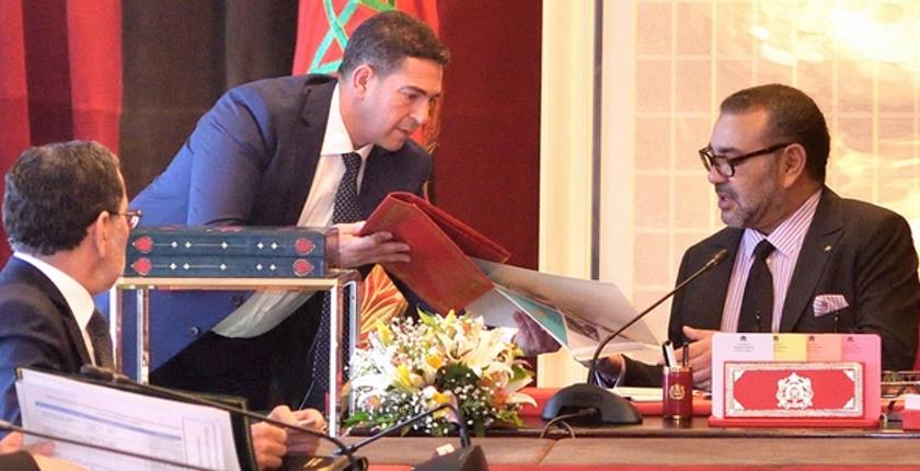 بالتفاصيل.. "زلزال" ملكي مرتقب بوزارة "أمزازي"